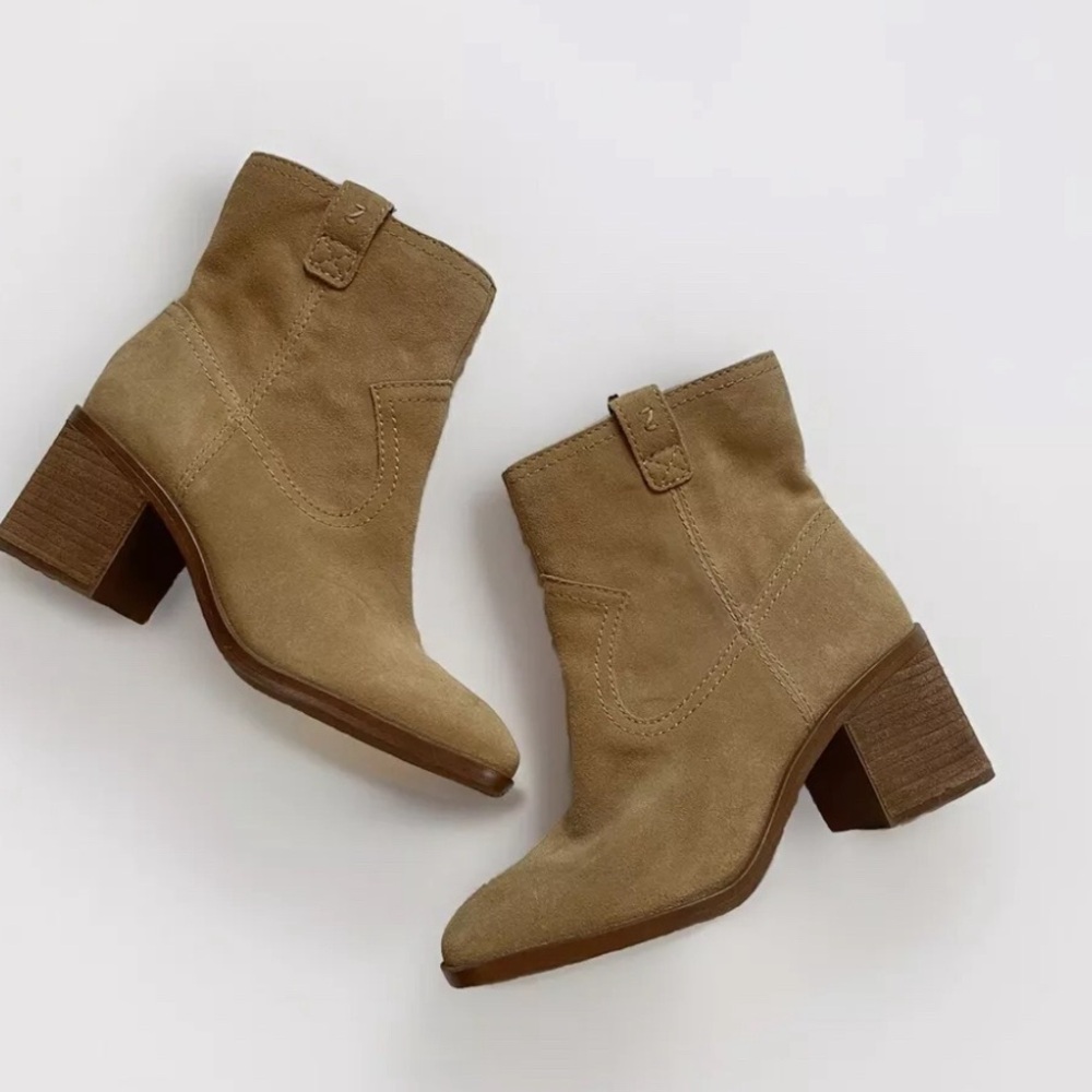 Suede Leather Sand Western Livie Bootie Ankle Boots NWT Size 7.5 - Picture 2 of 10